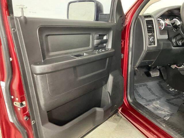 2018 Ram 1500 Express Crew Cab 4x2 57 Box