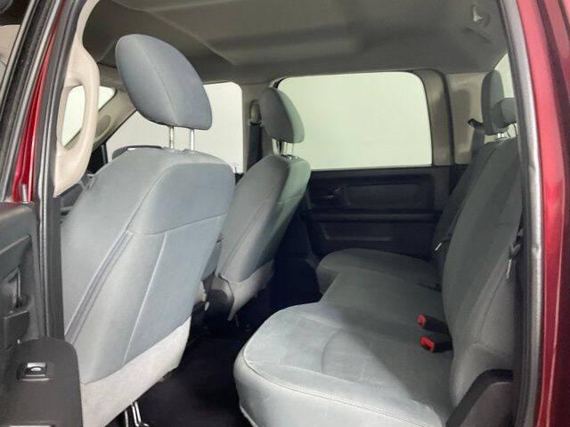 2018 Ram 1500 Express Crew Cab 4x2 57 Box