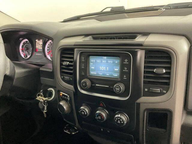 2018 Ram 1500 Express Crew Cab 4x2 57 Box
