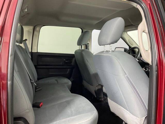 2018 Ram 1500 Express Crew Cab 4x2 57 Box