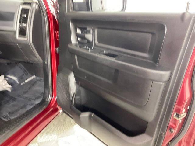 2018 Ram 1500 Express Crew Cab 4x2 57 Box