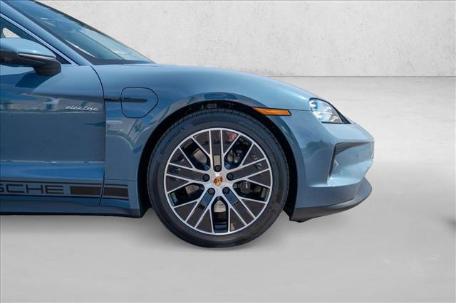 2026 Porsche Taycan 4S