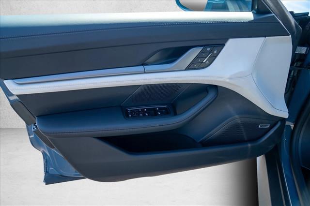 2026 Porsche Taycan 4S