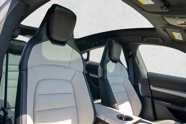 2026 Porsche Taycan 4S