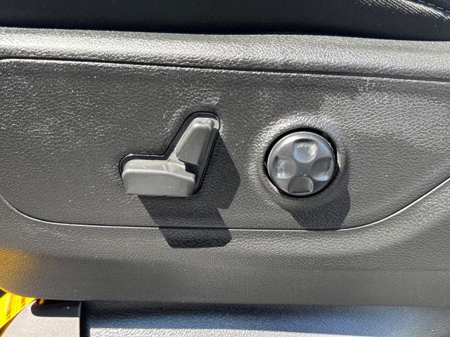 2021 Ram 1500 Big Horn Crew Cab 4x4 5'7" Box
