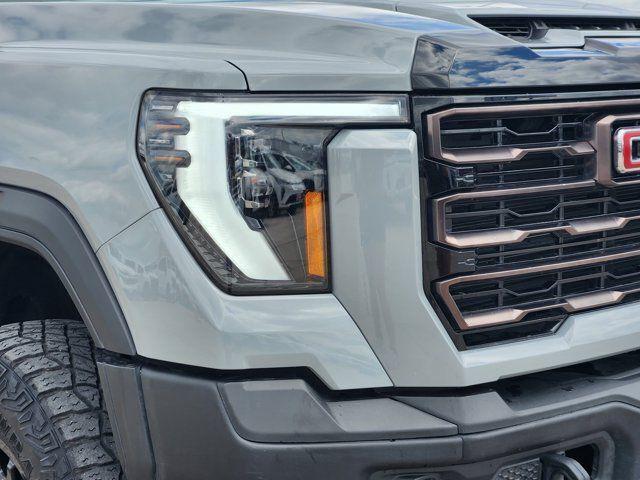 2024 GMC Sierra 2500HD 4WD Crew Cab Standard Bed AT4X