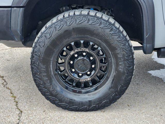 2024 GMC Sierra 2500HD 4WD Crew Cab Standard Bed AT4X