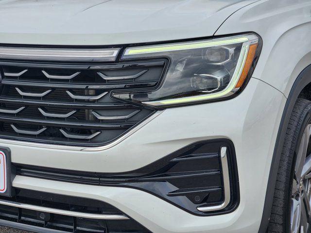 2024 Volkswagen Atlas Cross Sport 2.0T SEL R-Line