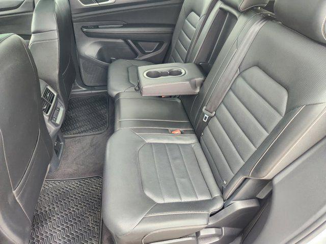 2024 Volkswagen Atlas Cross Sport 2.0T SEL R-Line