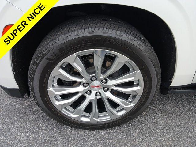 2023 GMC Yukon 4WD Denali 2023 GMC Yukon 4WD Denali