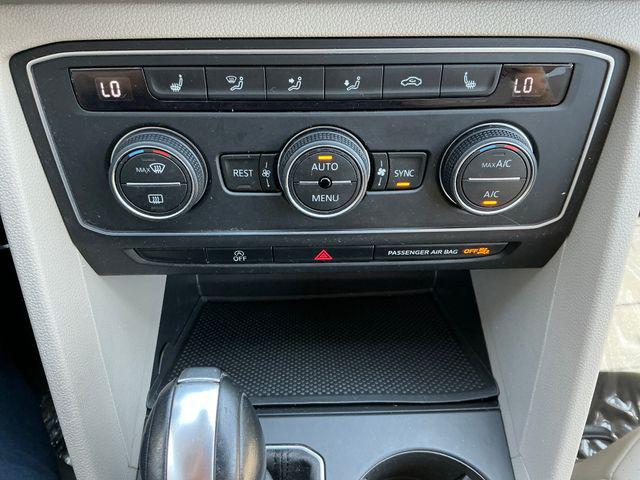 2019 Volkswagen Atlas 3.6L V6 SE w/Technology R-Line