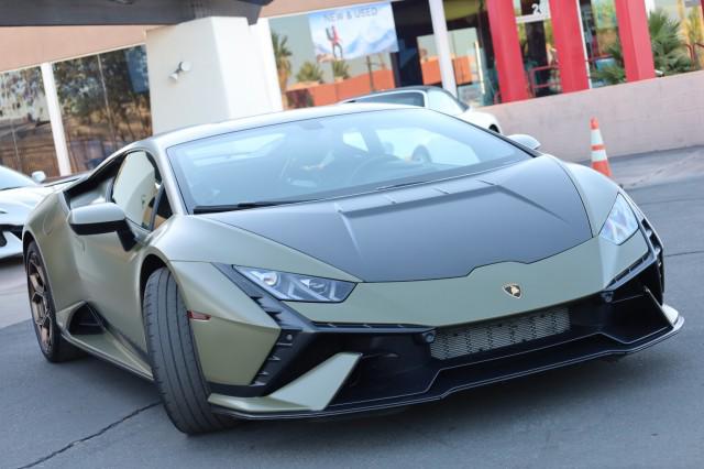 2023 Lamborghini Huracan Coupe