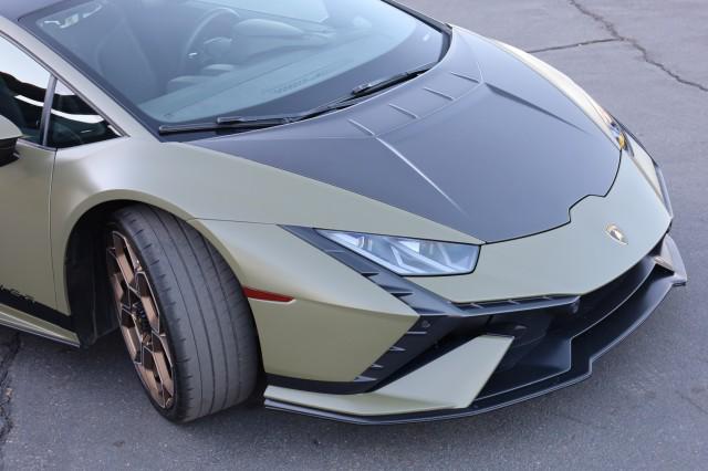 2023 Lamborghini Huracan Coupe