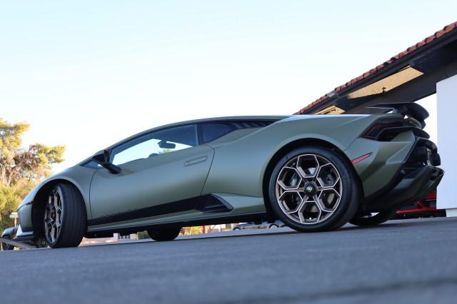 2023 Lamborghini Huracan Coupe