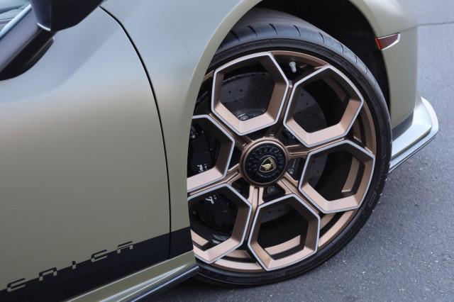 2023 Lamborghini Huracan Coupe