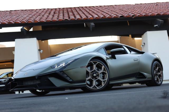 2023 Lamborghini Huracan Coupe