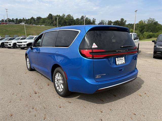2027 Chrysler Pacifica PACIFICA SELECT
