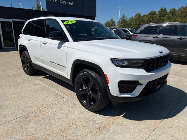2023 Jeep Grand Cherokee Altitude 4x4 for sale in White Lake, MI