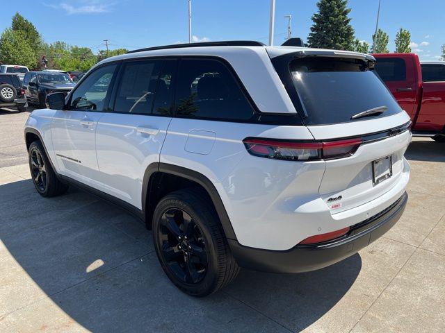 2023 Jeep Grand Cherokee Altitude 4x4