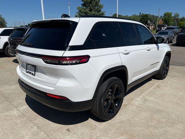 2023 Jeep Grand Cherokee Altitude 4x4