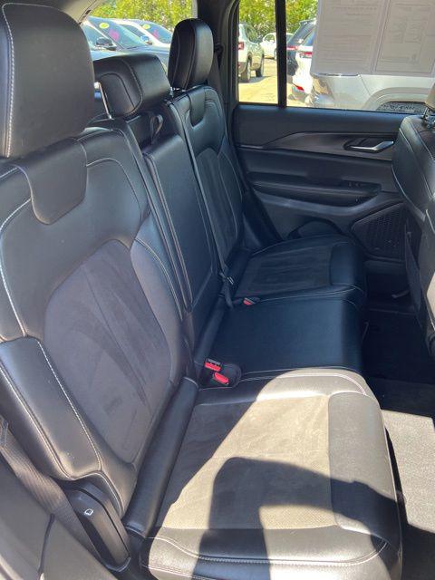 2023 Jeep Grand Cherokee Altitude 4x4