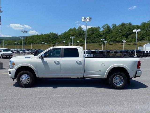 2020 RAM 3500 Laramie Longhorn Crew Cab 4x4 8 Box