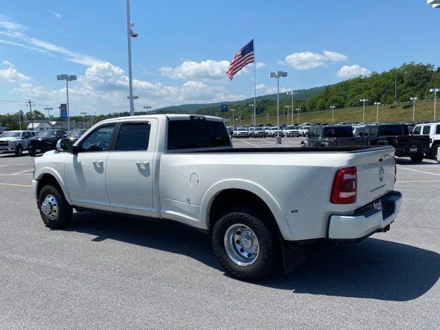 2020 RAM 3500 Laramie Longhorn Crew Cab 4x4 8 Box