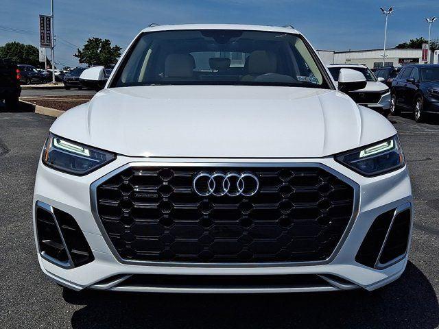 2023 Audi Q5 Premium 45 TFSI S line quattro 2023 Audi Q5 Premium 45 TFSI S line quattro