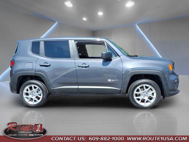 2023 Jeep Renegade Latitude 4x4 2023 Jeep Renegade Latitude 4x4