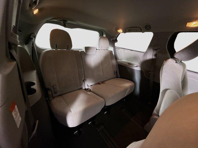 2020 Toyota Sienna LE