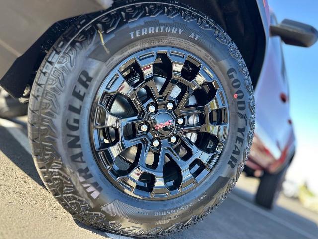 2026 GMC Canyon Elevation, 4WD