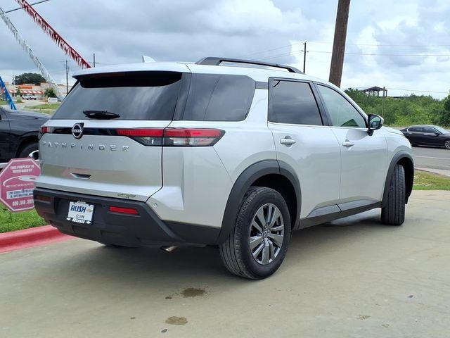 2025 Nissan Pathfinder SV FWD