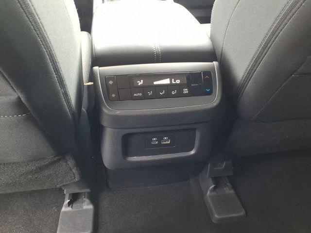 2025 Nissan Pathfinder SV FWD
