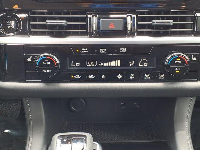 2025 Nissan Pathfinder SV FWD