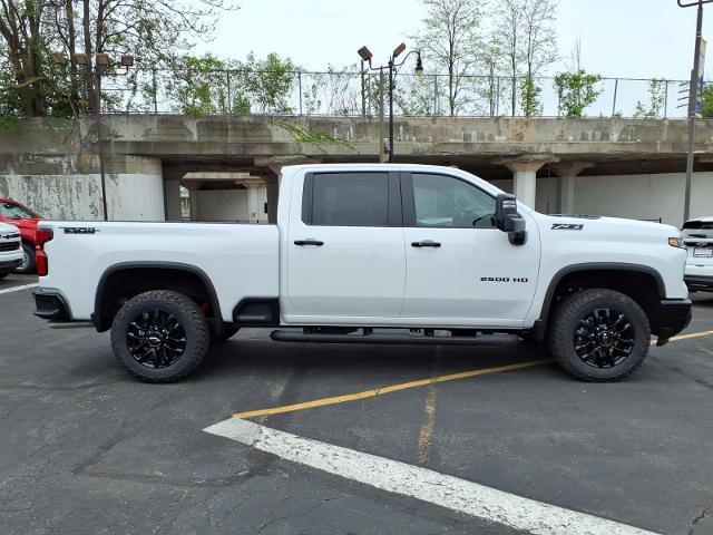 2026 Chevrolet Silverado 2500HD Crew Cab, Standard Bed, LT, 4WD