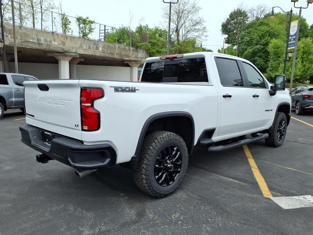 2026 Chevrolet Silverado 2500HD Crew Cab, Standard Bed, LT, 4WD