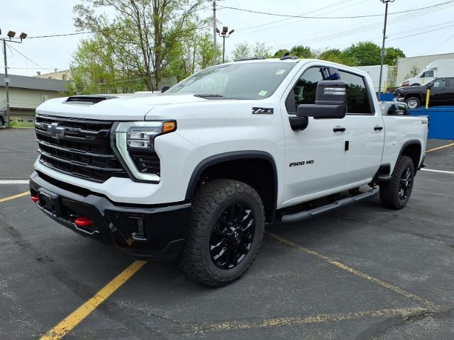 2026 Chevrolet Silverado 2500HD Crew Cab, Standard Bed, LT, 4WD