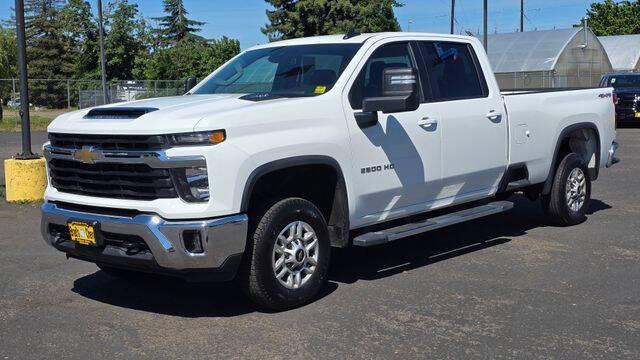 2025 Chevrolet Silverado 2500HD 4WD Crew Cab Long Bed LT for sale in Cottage Grove, OR