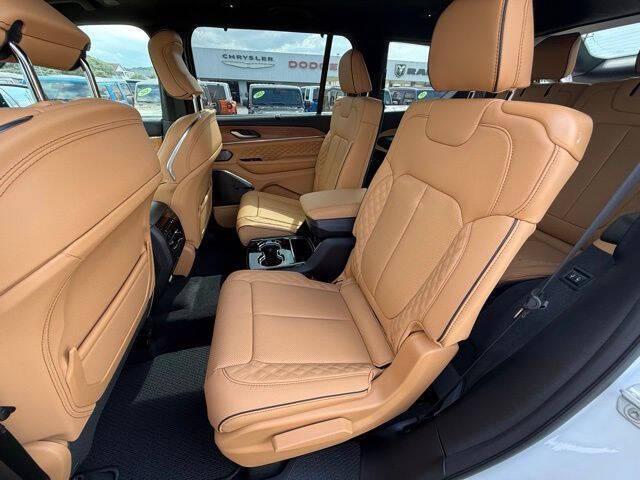 2026 Jeep Grand Cherokee L Summit 4x4