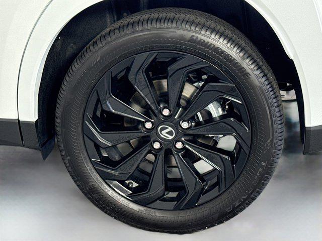 2026 Lexus 300 Premium AWD
