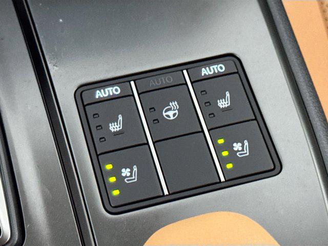 2026 Lexus 300 Premium AWD