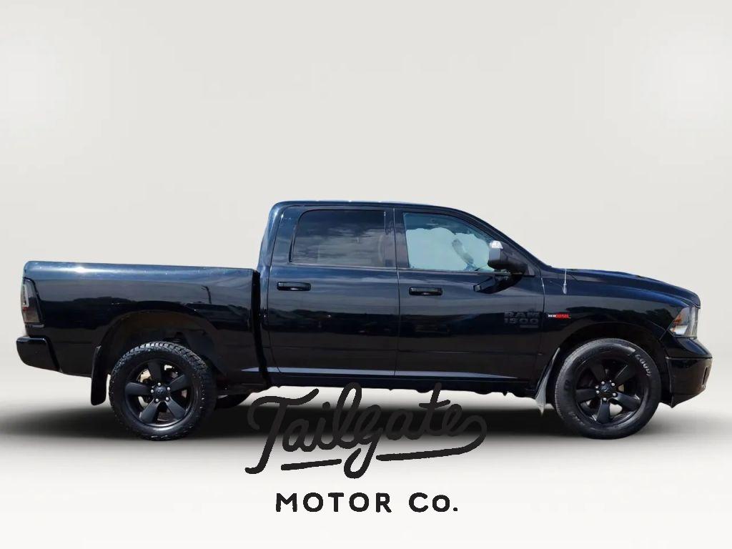 2019 RAM 1500 Classic SLT Crew Cab 4x4 5'7" Box's photo