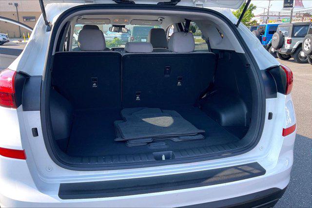 2020 Hyundai Tucson SE