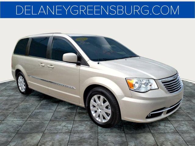 2015 Chrysler Town & Country Touring for sale in GREENSBURG, PA