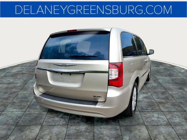 2015 Chrysler Town & Country Touring