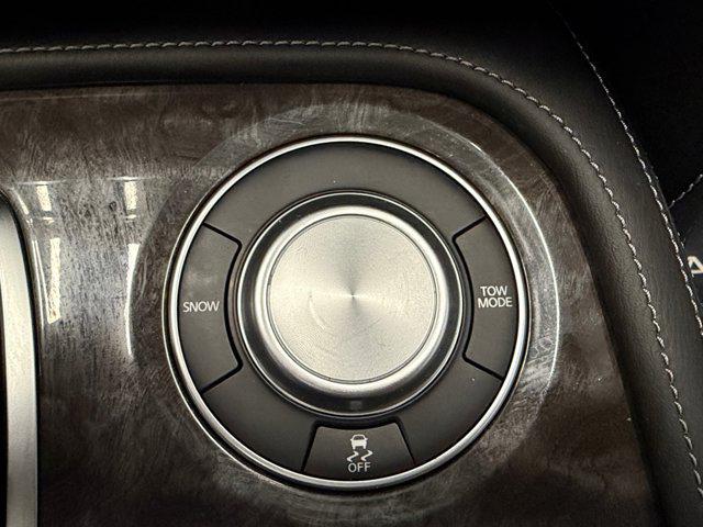 2024 Nissan Armada Platinum 2WD