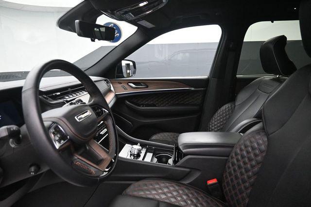 2023 Jeep Grand Cherokee Summit 4x4
