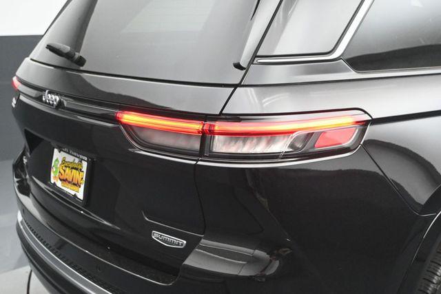 2023 Jeep Grand Cherokee Summit 4x4
