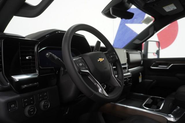 2026 Chevrolet Silverado 3500HD Crew Cab, Long Bed, High Country Dual Rear Wheel, RWD