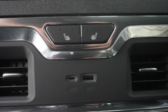 2026 Chevrolet Silverado 3500HD Crew Cab, Long Bed, High Country Dual Rear Wheel, RWD